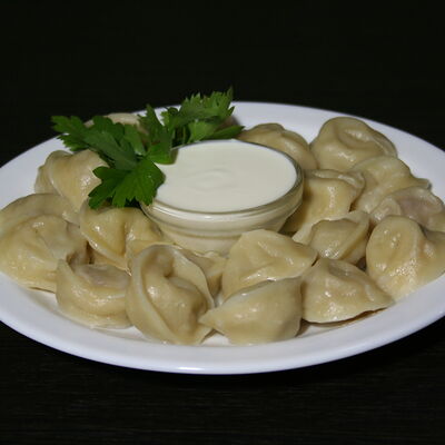 Пельмени самолепные в Казачок по цене 220 ₽