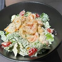 Цезарь с креветками в Марсала