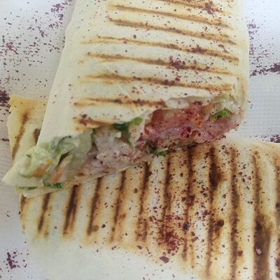 Шаурма с курицей в Шах и кебаб по цене 280 ₽