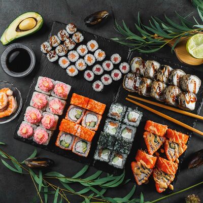 Сет Маки Микс в Maki Family по цене 1429