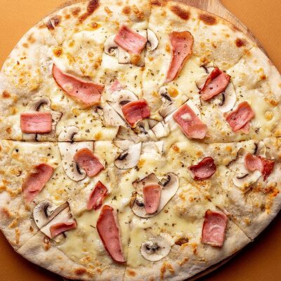 Пицца Капричоза в Eedaa по цене 410 ₽