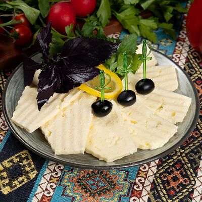 Сыр Брынза в Кафе Сим-Сим по цене 475 ₽