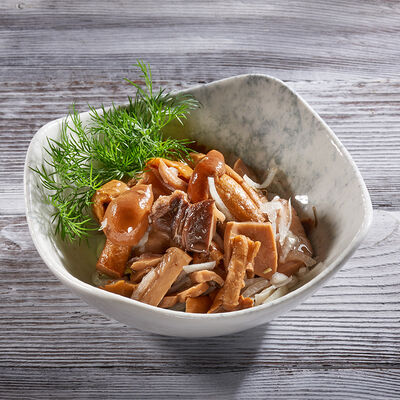 Грибы маринованные с луком и ароматным маслом в Самовар по цене 370 ₽