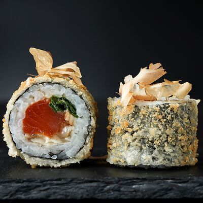 Наруто ролл темпура в Loca Pizza по цене 750 ₽