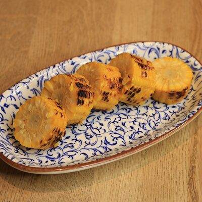 Кукуруза в DVOR гриль-бистро по цене 400 ₽