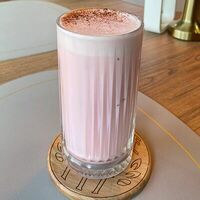 Смузи Молочная клубника в Coffee Pit