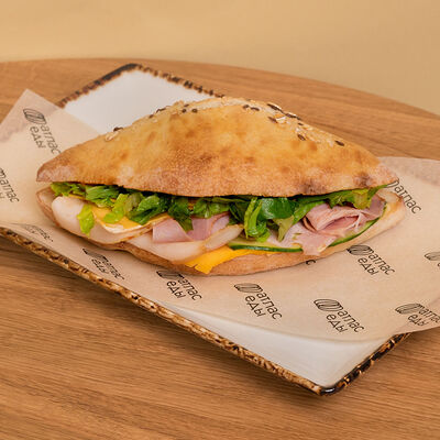 Пита-Сэндвич с ветчиной в Атлас еды по цене 300 ₽