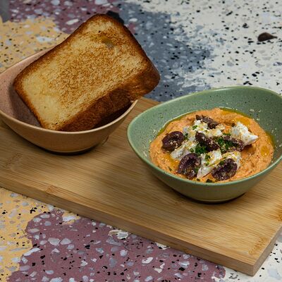 Мусс из печеного перца с белым сыром в Pink milk x Lift по цене 640 ₽