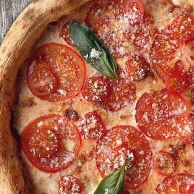 Пицца Маргарита в Еду домой по цене 720 ₽