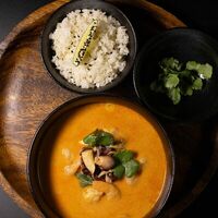 Логотип Tom-Yam