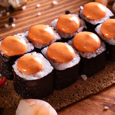 Ролл спайси с окунём в Адельфия по цене 230 ₽