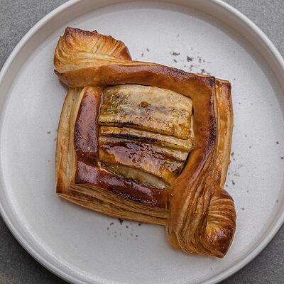 Даниш Нутелла-банан в 321 Club by Novikov по цене 490