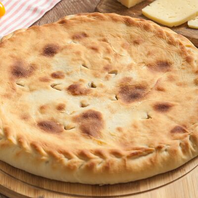 Пирог с курицей и сыром в Пирог Пицца Бро по цене 1080 ₽