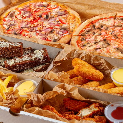 Чикен бокс в Rolik по цене 1993 ₽