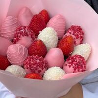 Букет клубника в шоколаде #1115 в Con Amore