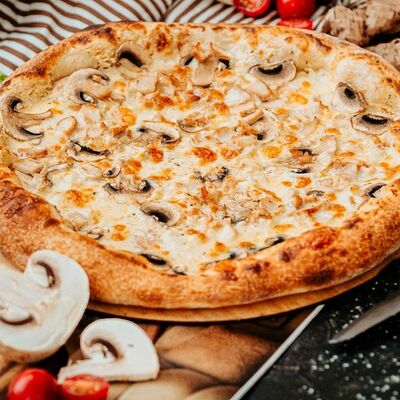 Пицца Сырный цыпленок в OK PIZZA по цене 480