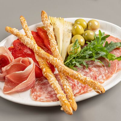 Антипасти в Myst по цене 1840 ₽