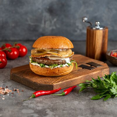 Бургер Пьяная Грушав Manny's Burger по цене 740 ₽