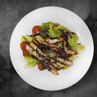 Салат с угрём под соусом унаги в Дитай по цене 820 ₽