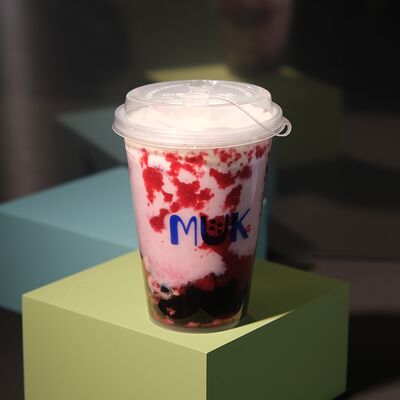 Малина-Кокос в Muk по цене 410 ₽