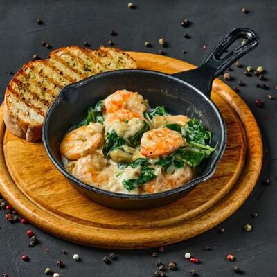 Креветки с артишоками в сырном соусе в Mesto Sushi & Grill по цене 850