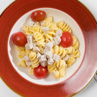 Детская паста с куриным филе в Сытый Мишка по цене 530 ₽