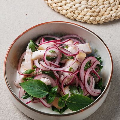 Сало, маринованное с зеленью в Альбатрос по цене 460 ₽