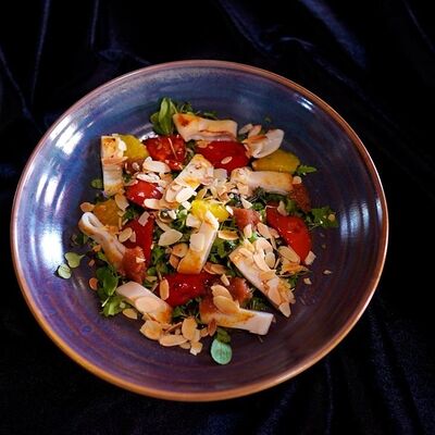 Салат с кальмаром в Мунк по цене 780 ₽