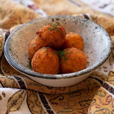 Сырные шарики в Грузинский дом марабда по цене 345 ₽