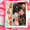 Набор из клубники в шоколаде LOVE с голубикойв Креатив букет по цене 2700