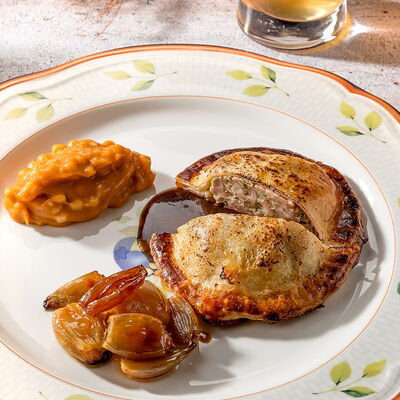 Курник с цыпленком в Beerократия по цене 790 ₽