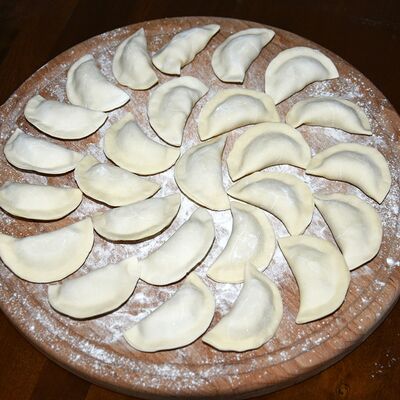 Вареники с картофелем и жареным лукомв Пельменная №1 по цене 690 ₽