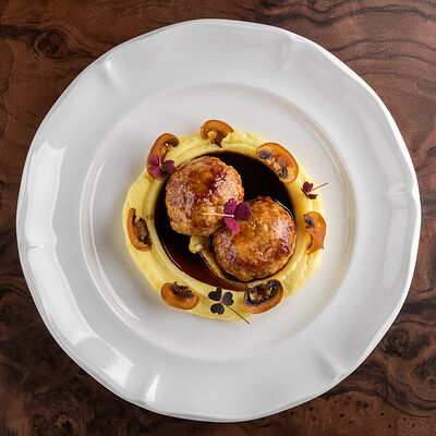 Вкусные котлеты из цыпленка в Чочо по цене 590 ₽