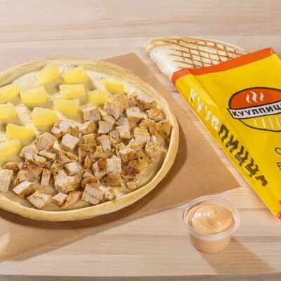 Закрытая пицца Гавайская в Шаурма Куулпицца по цене 355 ₽