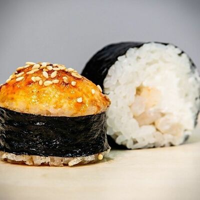 Запеченная креветка Сушими в Сушими по цене 690 ₽