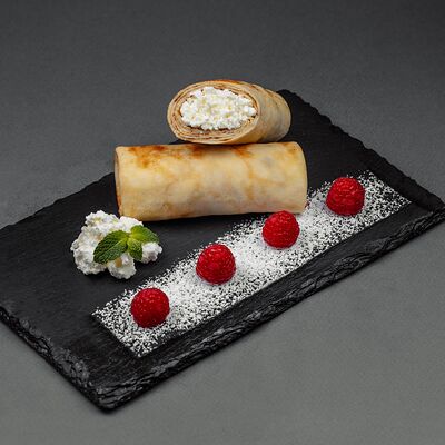 Блины с творогом в Вкусная усадьба по цене 250 ₽