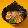 Свиной рамен с грибами шиитаке и кукурузой в Supramen по цене 790