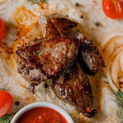 Шашлык из говядины в Хачапури по цене 585 ₽