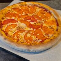 Маргарита в Atomic pizza