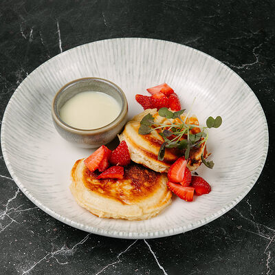 Оладьи со сгущенкой в Бумбараш по цене 195 ₽