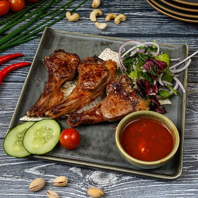 Шашлык из бараньей корейки в КАФЕ ВЕСНА по цене 1009 ₽