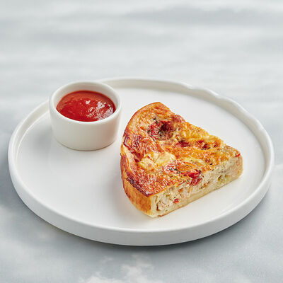 Киш с курицей и томатами порционный в Буше по цене 380 ₽