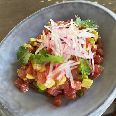 Тартар из тунца в Tutti I Giorni по цене 1250 ₽