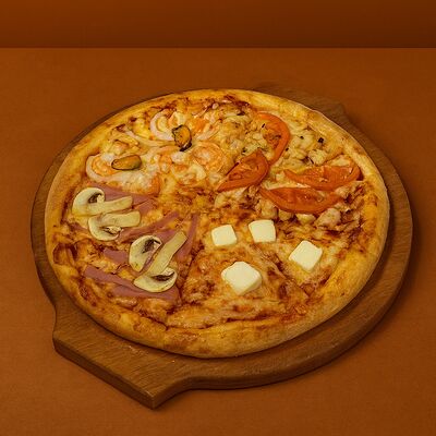 Пицца Ассортив Кебабз по цене 1050 ₽