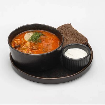 Солянка мясная в Le dessert по цене 690 ₽