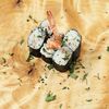 Мини-ролл с креветкой в Sushi Лавка по цене 249