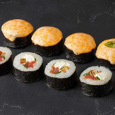 Запечённый с тунцом в King Kong Pizza & Rolls по цене 802 ₽