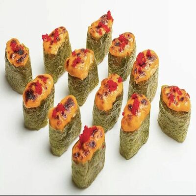 Спайси-сет в Roll Street по цене 1700 ₽