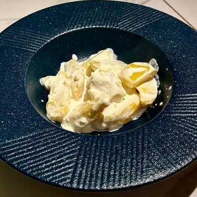 Картофель в сливках с чесноком в Kaif Lounge по цене 300 ₽