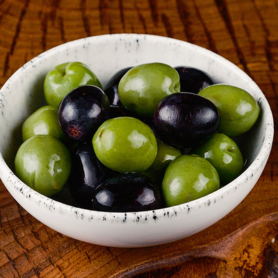 Оливки, маринованный виноград в Съели Сумели по цене 580 ₽